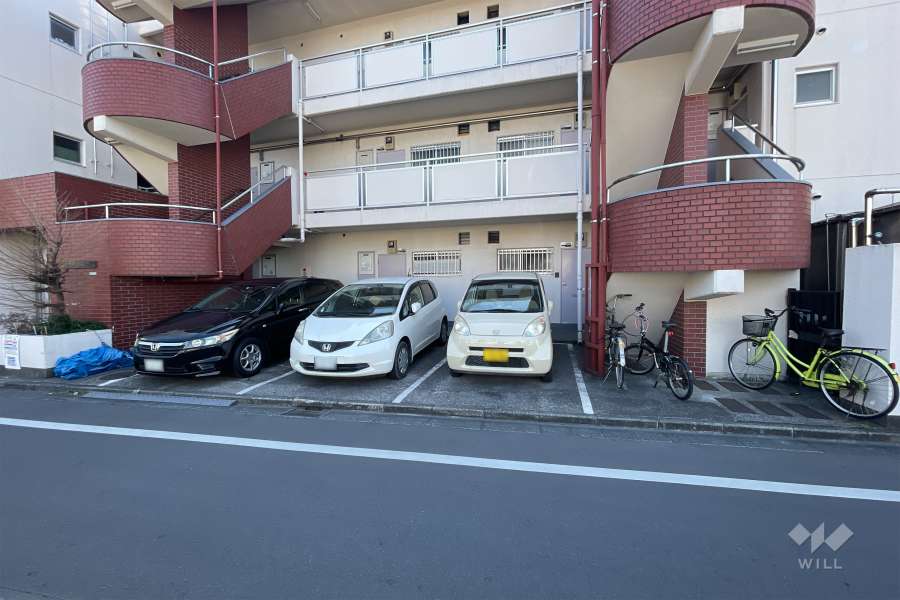 敷地内駐車場（屋外平面式）