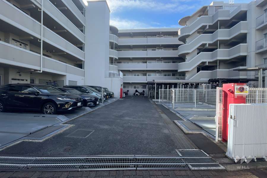 駐車場の出入り口・敷地内駐車場（屋外機械式）