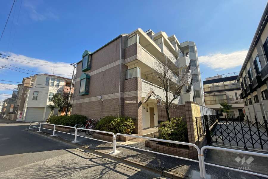 グリーンプラザ北綾瀬４の外観（北西側から）