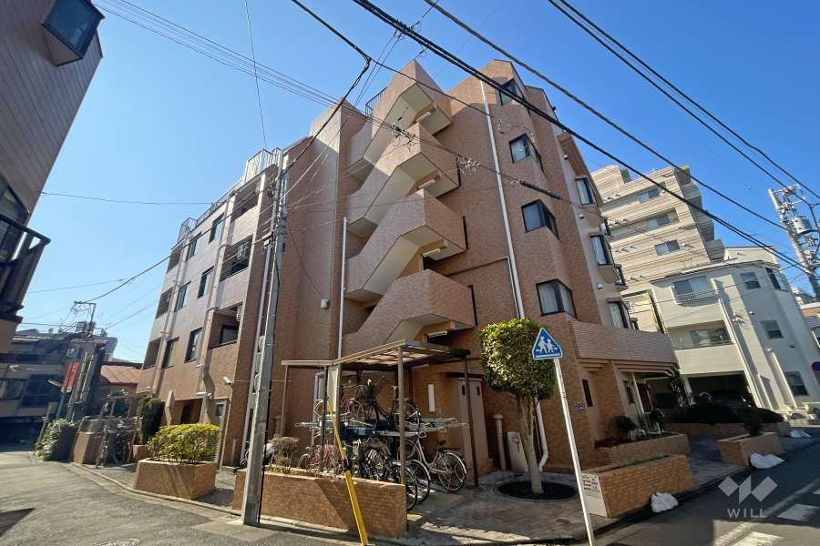 ライオンズマンション北千住第５の外観（北東側から）