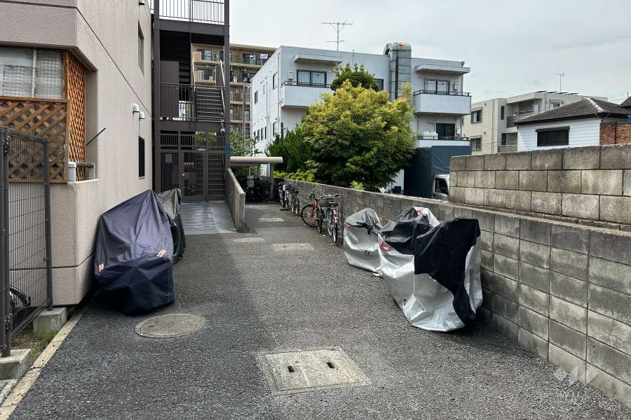 駐輪場、バイク置場
