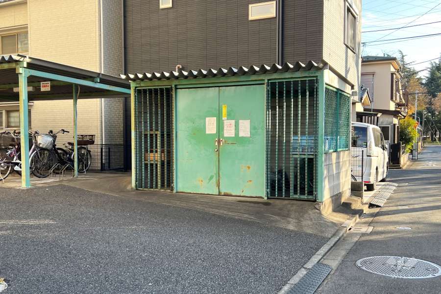 ゴミ置き場