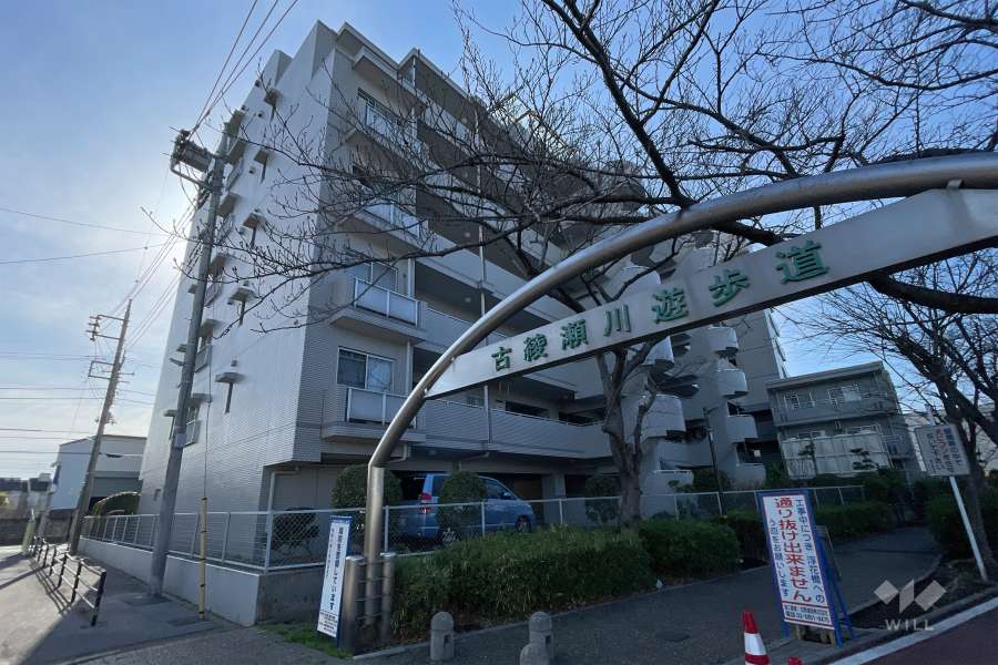 グリーンパーク花畑６の外観（南東側から）　　