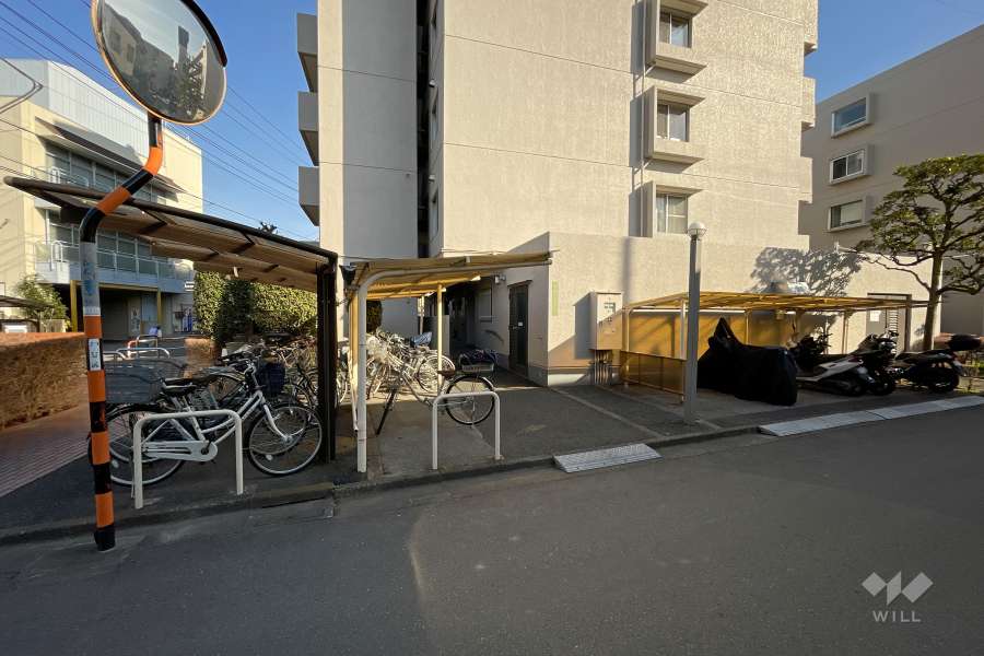 駐輪場（屋根付き）