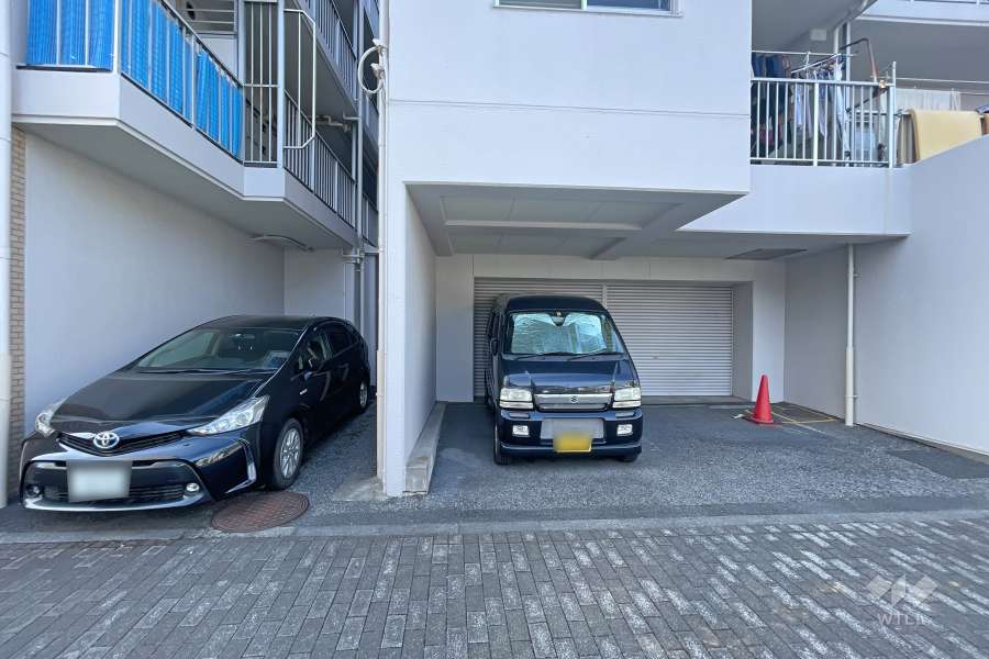 敷地内駐車場（屋外平面式）