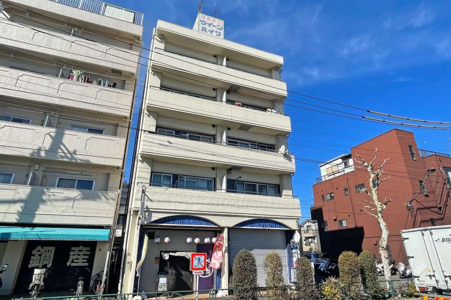 新田第１１ウィーンハイツの外観（南西側から）