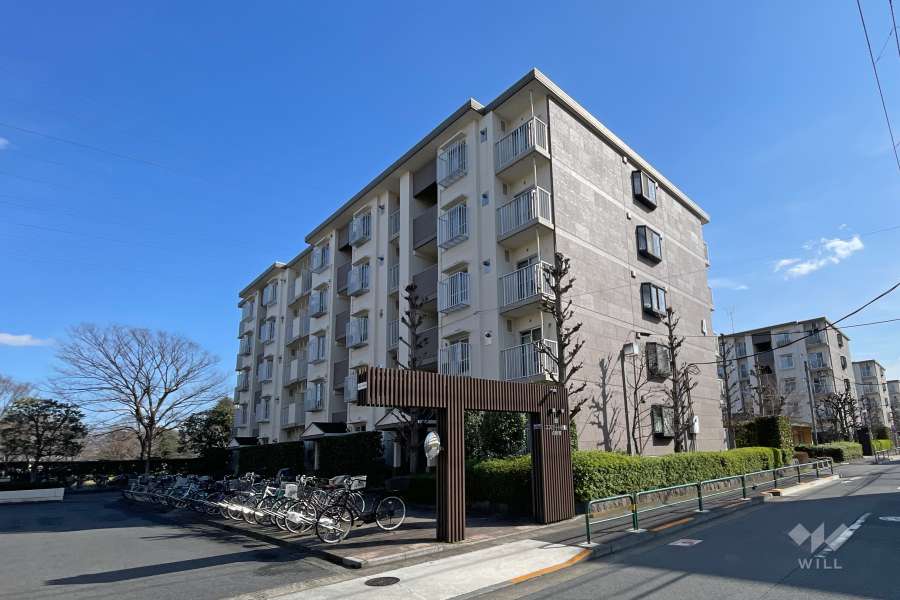 エステート花畑４号棟の外観（北西側から）