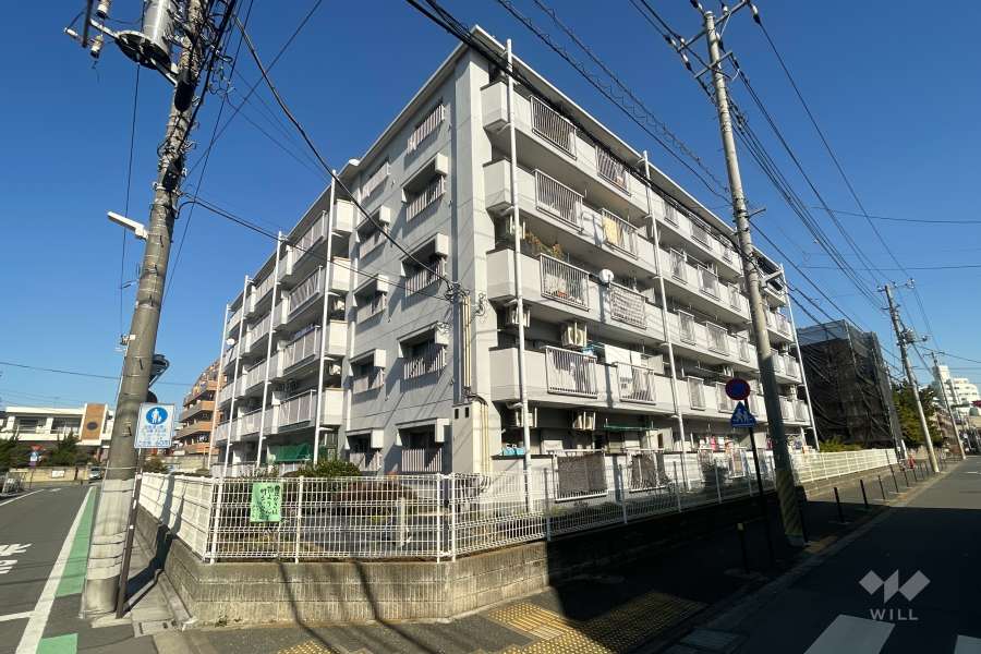 綾瀬ファイナンスの外観（南西側から）