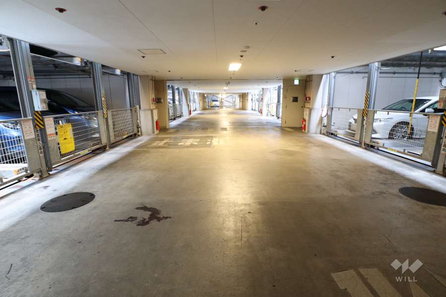 敷地内駐車場（屋内機械式）