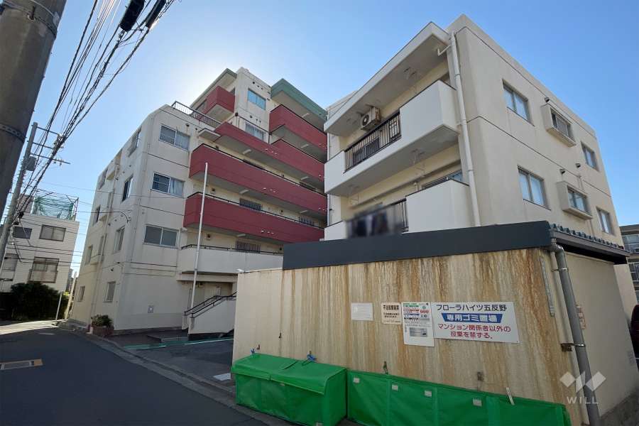 フローラハイツ五反野の外観（北東側から）