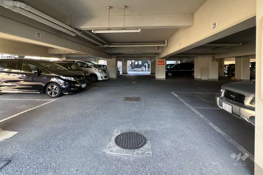 敷地内駐車場（屋内平面式）