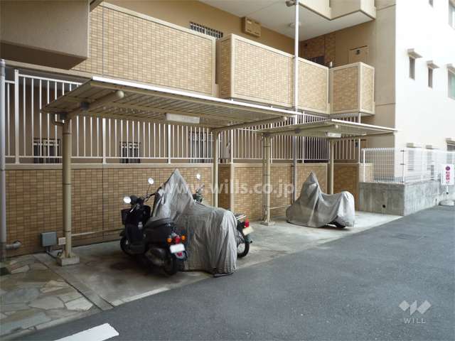 バイク置き場
