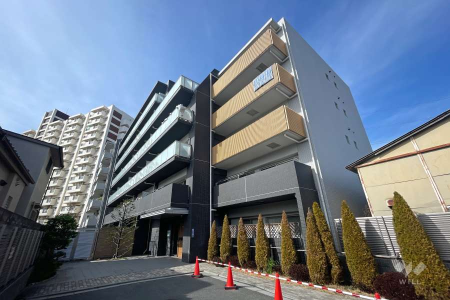 センチュリー五反野の外観（南東側から）