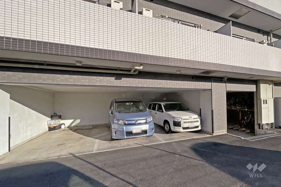 敷地内駐車場（屋内平面式）
