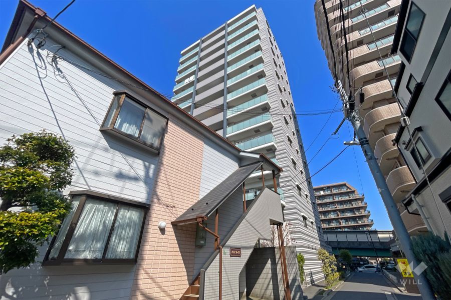 ルネサンス梅島の外観（南東側から）