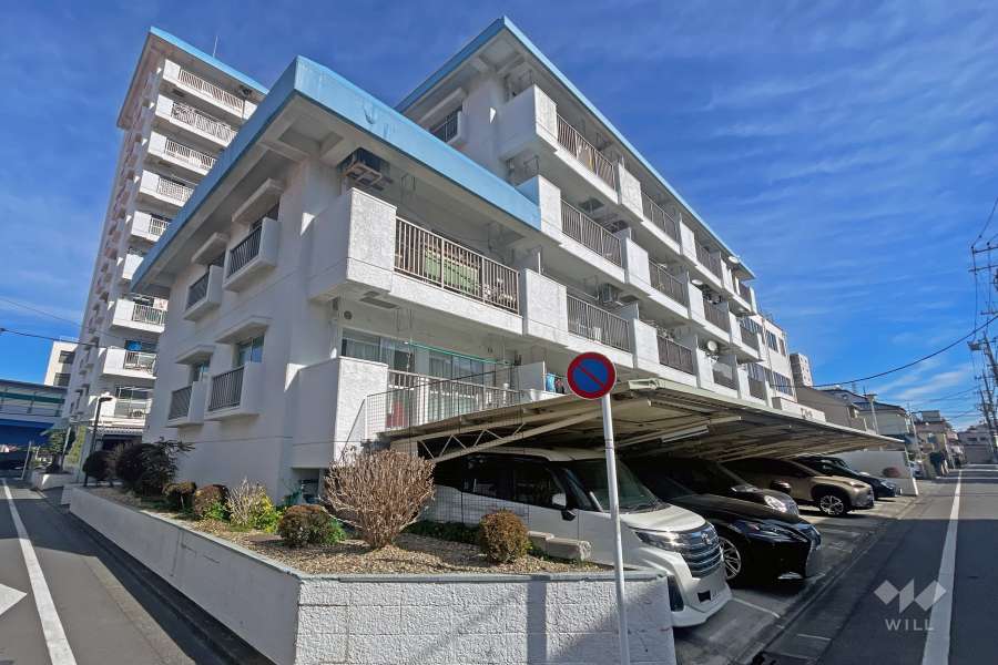 第4東個西新井マンション2号棟の外観（南西側から）