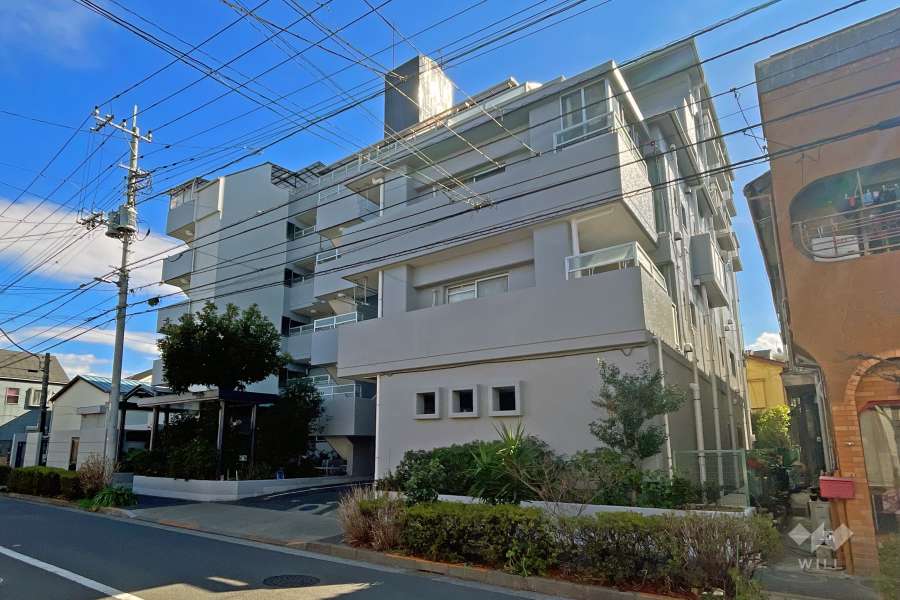グリーンパーク北綾瀬弐番館の外観（北西側から）
