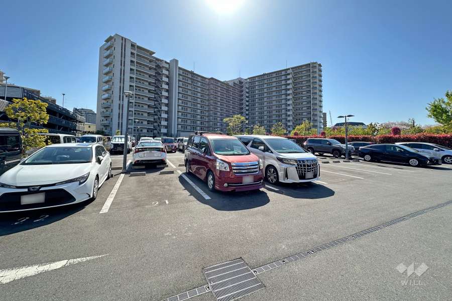 敷地内駐車場（屋外平面式）