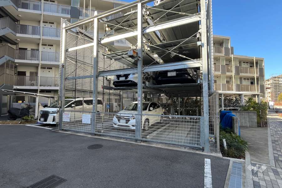 敷地内駐車場（屋外機械式）