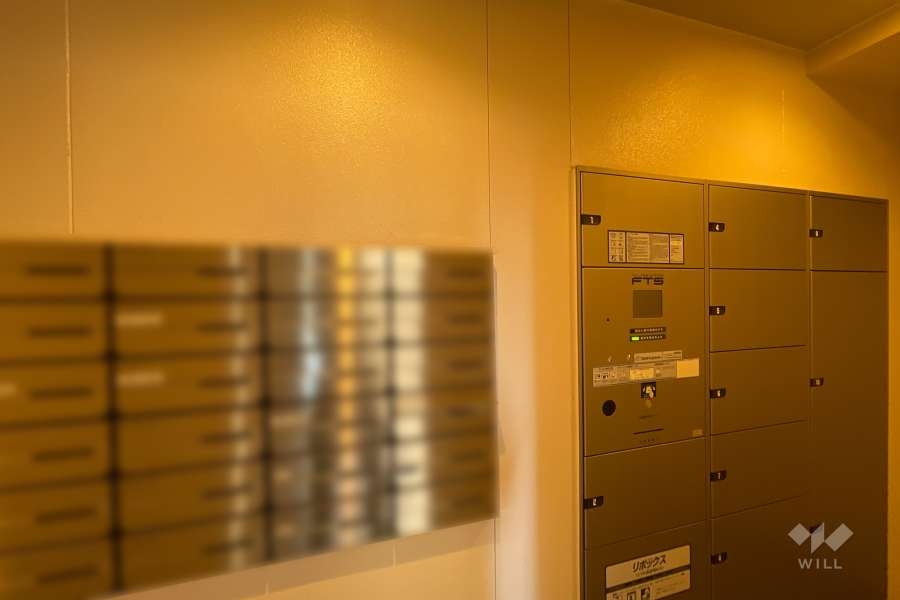 共用ポストと宅配ボックス