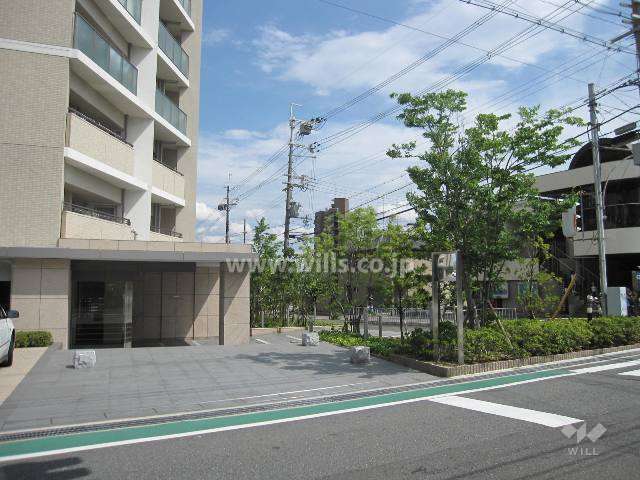 エントランス周辺