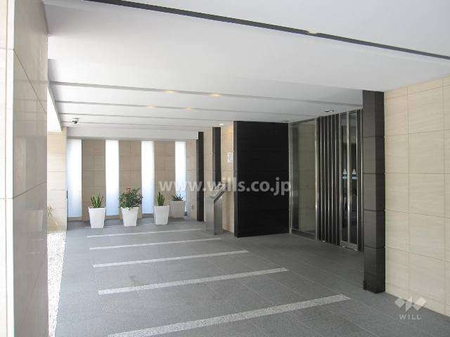 エントランスホール