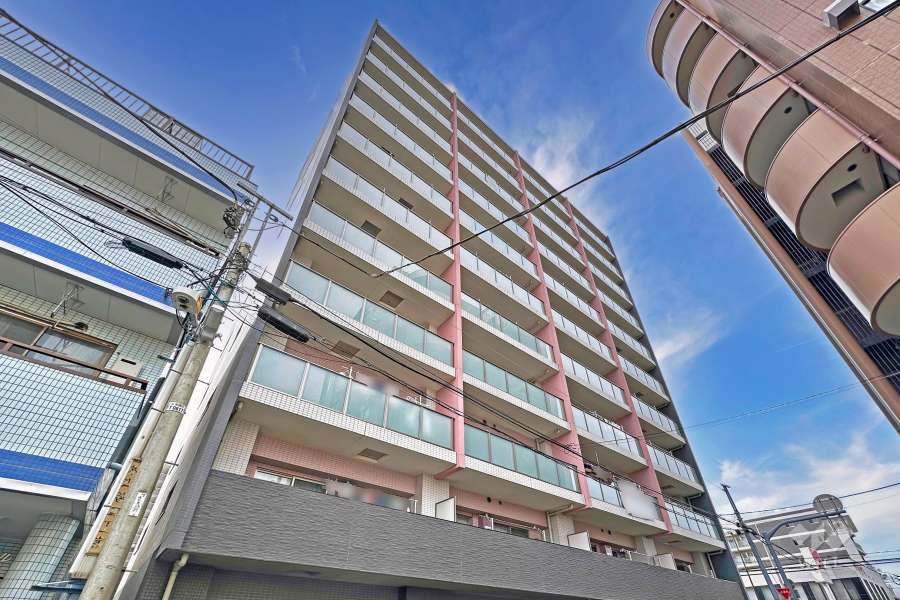 ヴィウーローズメイゾン西新井本町の外観（南東側から）