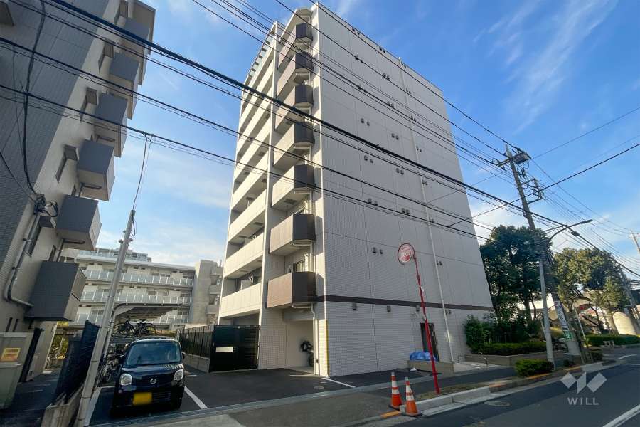ライジングプレイス綾瀬三番館の外観（北東側から）　