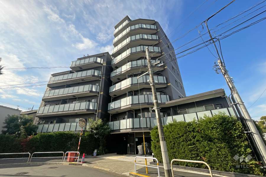 ミルーナヒルズ北綾瀬の外観（北東側から）