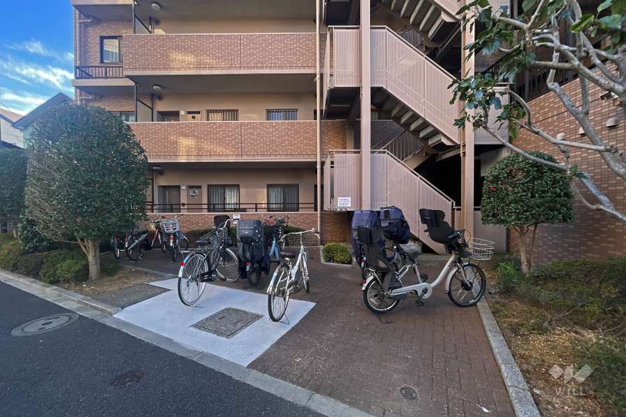 駐輪場