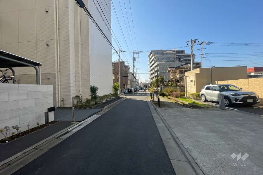 敷地北側の前面道路　