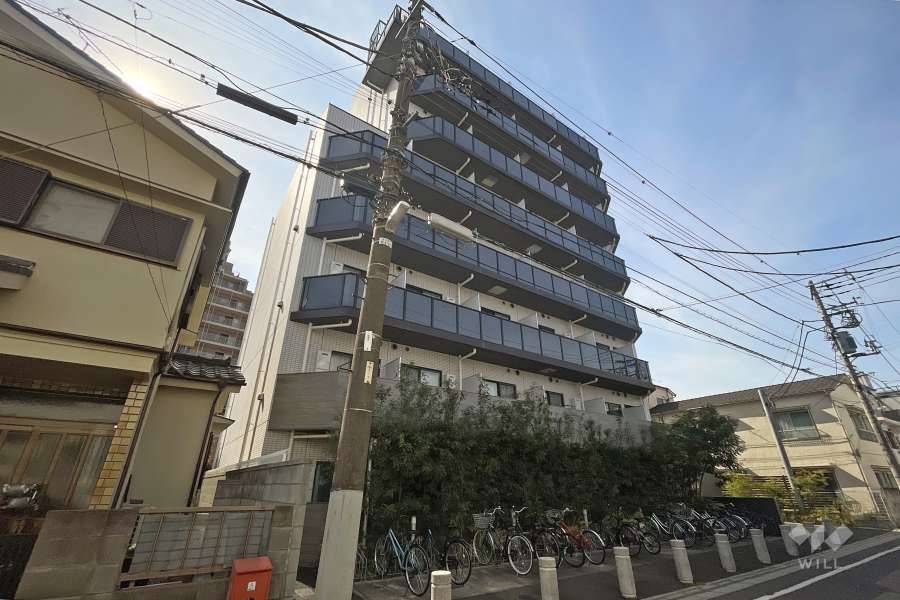 スプレスター綾瀬の外観（北東側から）
