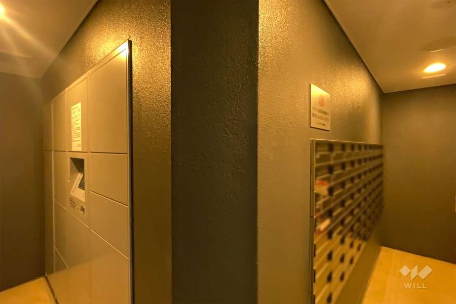 宅配ボックスと共用ポスト　