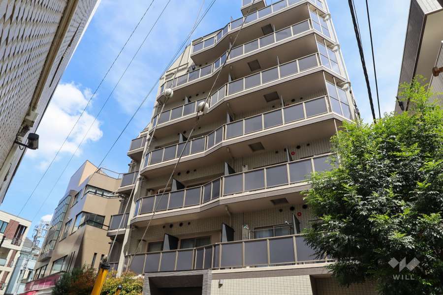 レガリス北千住の外観（南東側から）