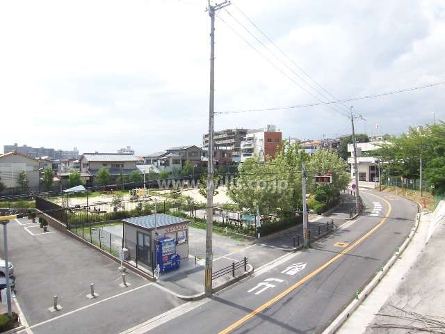 管理棟