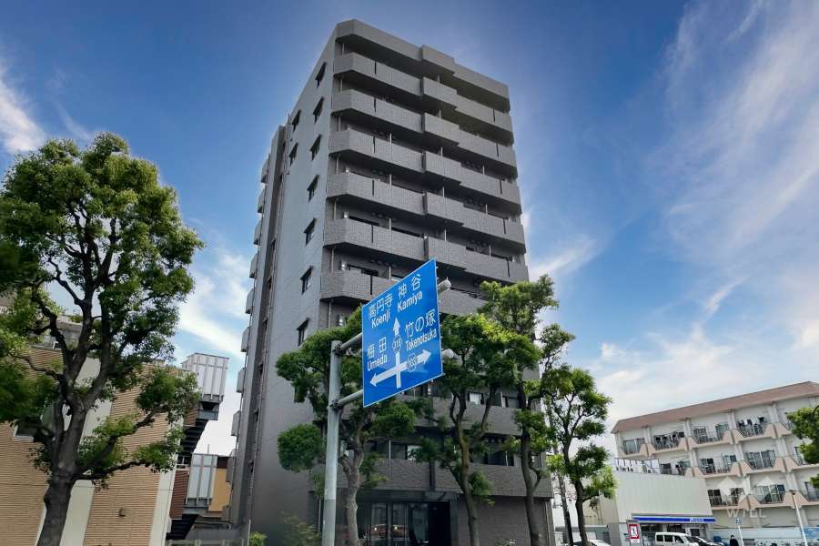 ルーブル西新井の外観（北東側から）