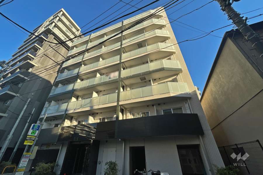アゼスト千住大橋の外観（南西側から）