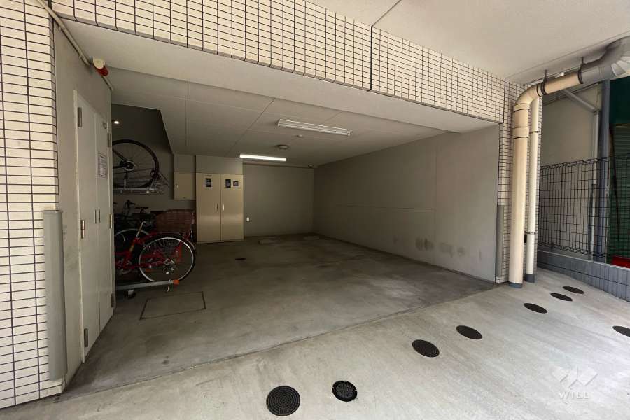 敷地内駐車場（屋内平面式）