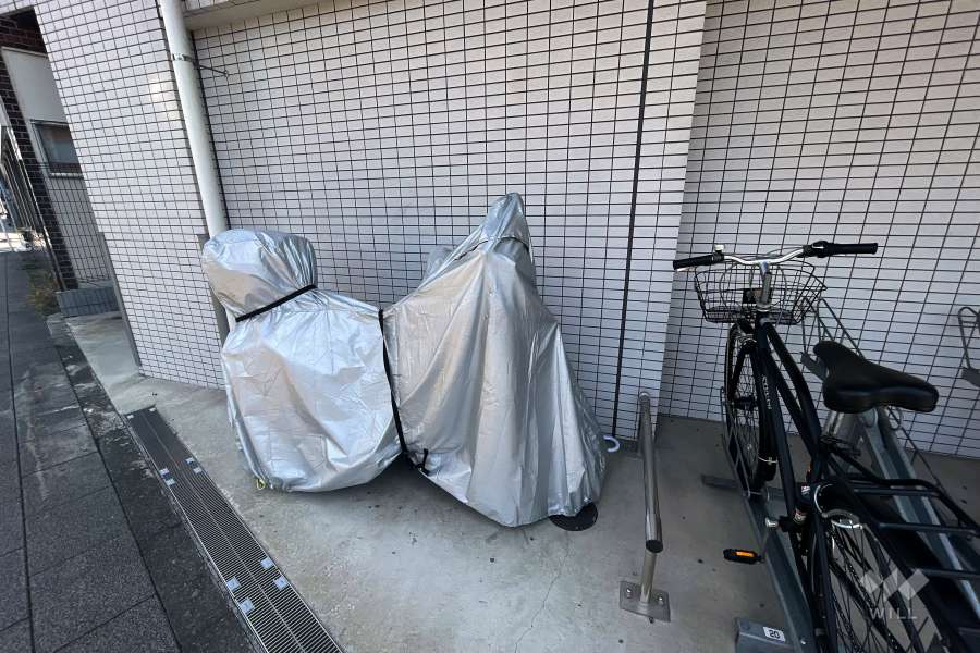 駐輪場、バイク置場