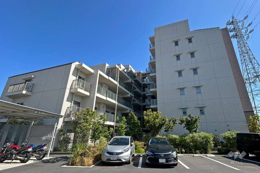パレステージ江北3東館の外観（北側から）