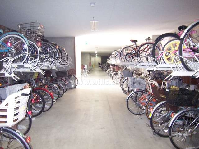 駐輪場（屋内）