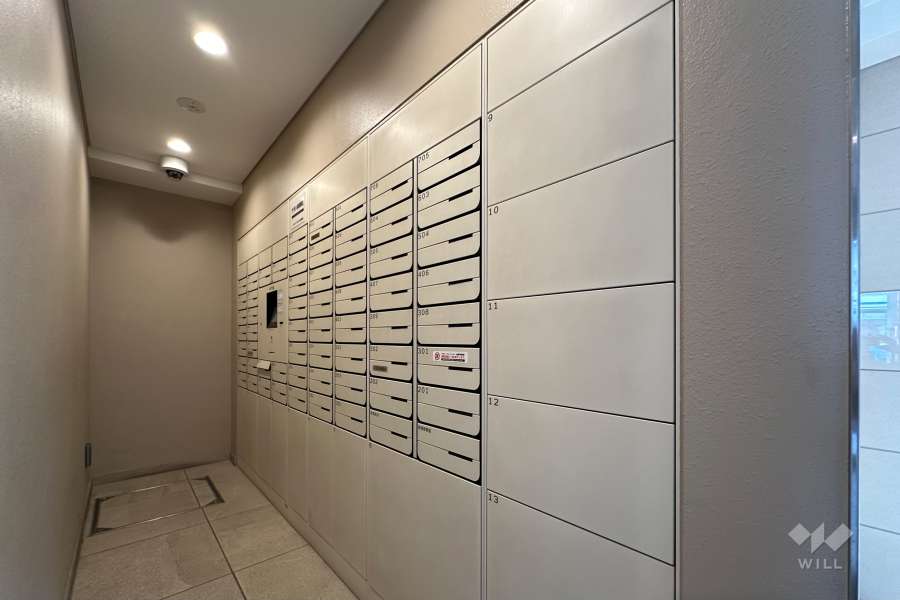 宅配ボックスと共用ポスト