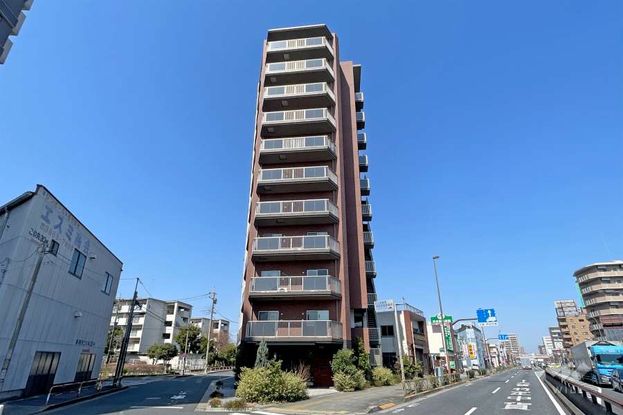 ライドリンク竹ノ塚の外観（南東側から）
