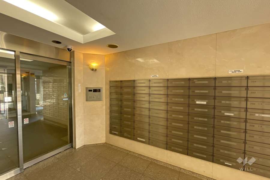 エントランス内オートロックと共用ポスト