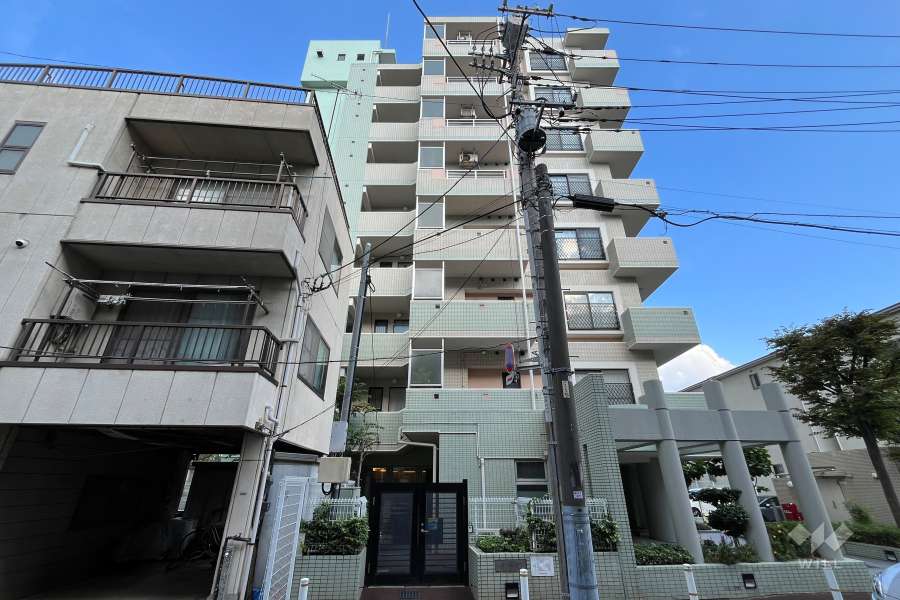 グランヴェルジェ西台の外観（西側から）