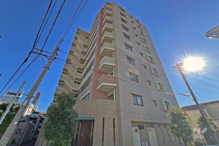 クレストフォルム西高島平の外観（北側から）