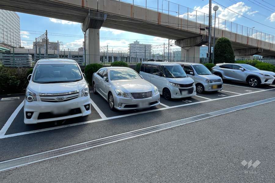 敷地内駐車場（屋外平面式）