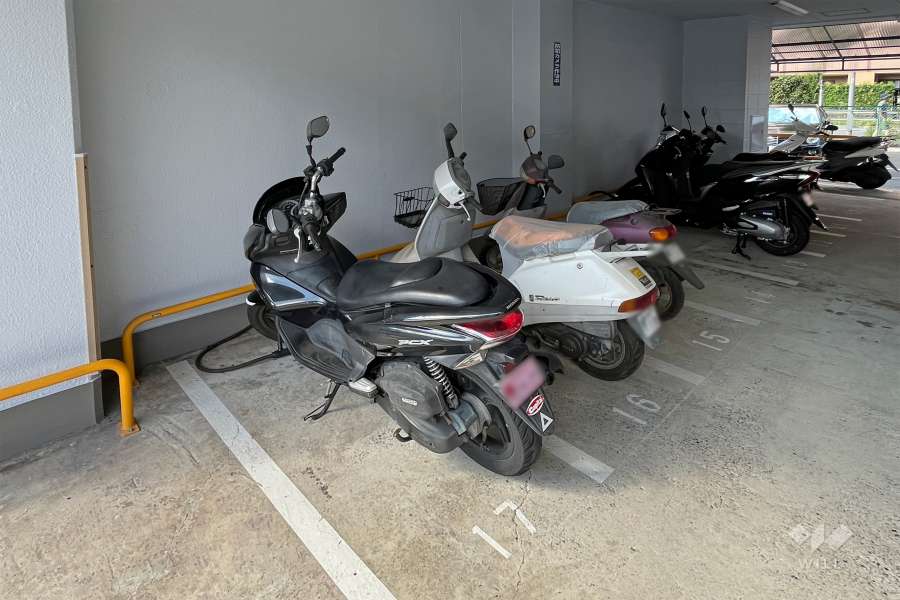 バイク置き場