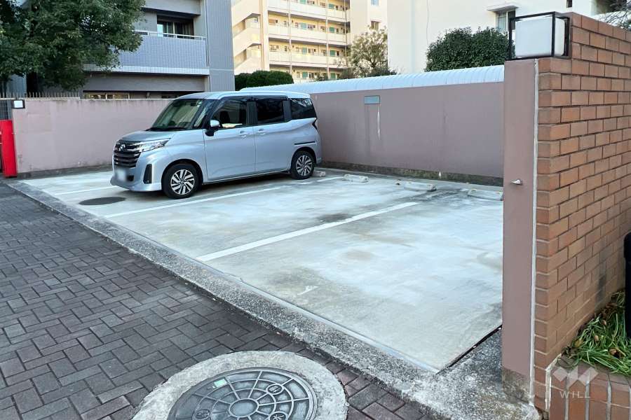 敷地内駐車場（屋外平面式）