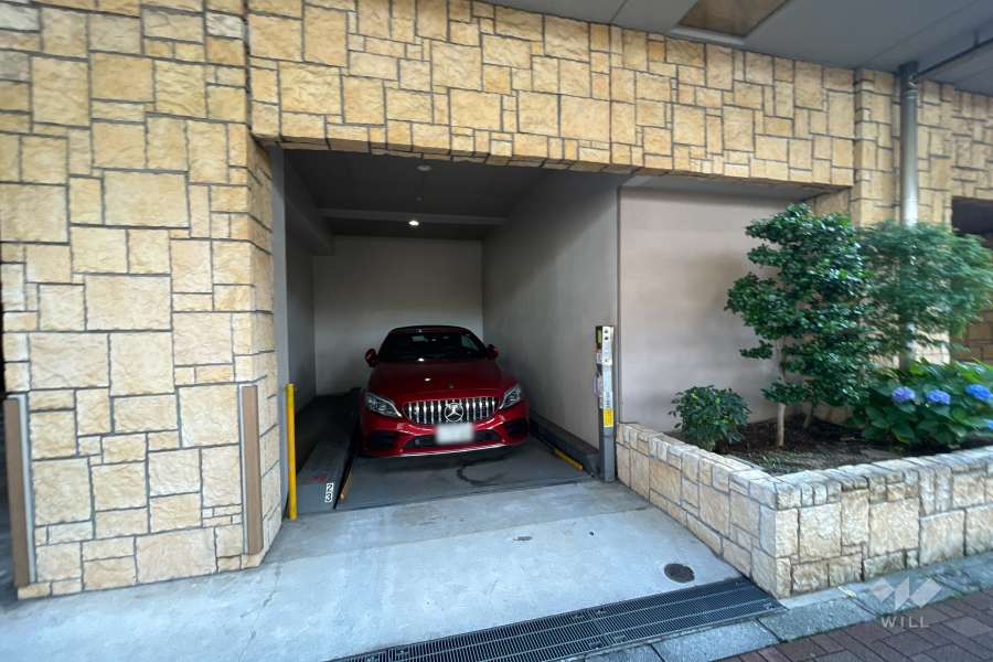 敷地内駐車場（屋内機械式）